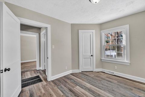 Tiny photo for 736 Selene Street, Lynchburg, VA 24503 (MLS # 364345)