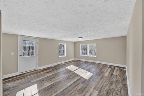 Tiny photo for 736 Selene Street, Lynchburg, VA 24503 (MLS # 364345)