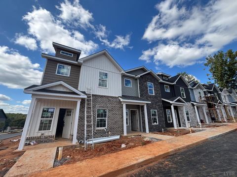Photo of 536 Leesville Road #208, Lynchburg, VA 24502 (MLS # 362522)