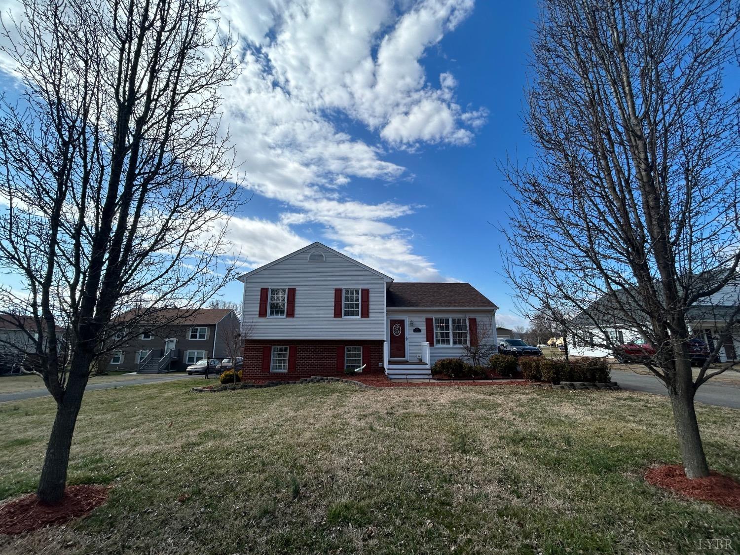 262 Mary Ann Drive, Lynchburg, Virginia image 4