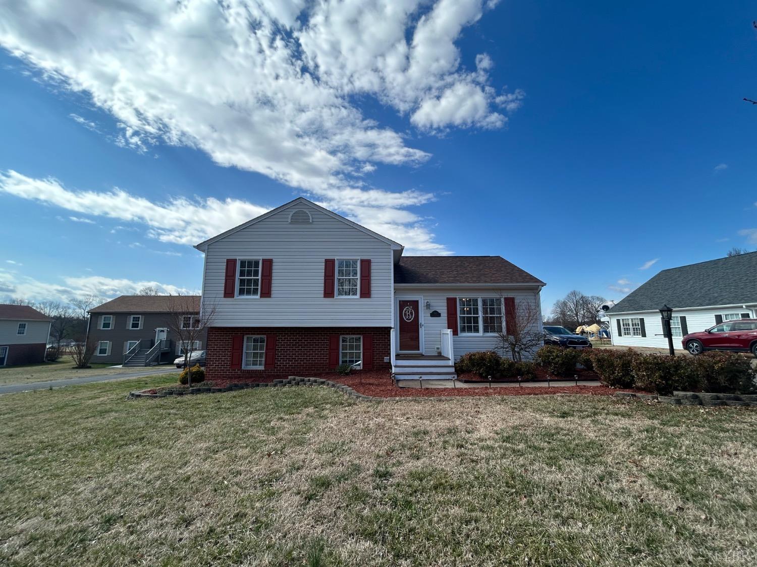 262 Mary Ann Drive, Lynchburg, Virginia image 1