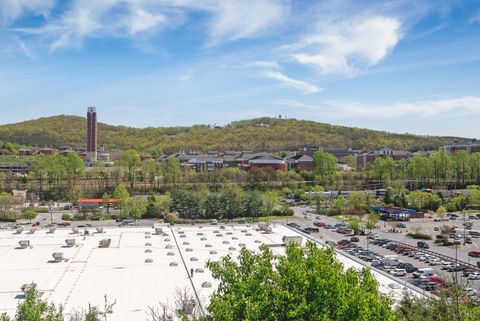 Tiny photo for 1600 Wards Ferry Road #503, Lynchburg, VA 24502 (MLS # 363229)