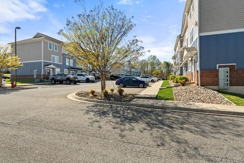 Tiny photo for 1600 Wards Ferry Road #503, Lynchburg, VA 24502 (MLS # 363229)