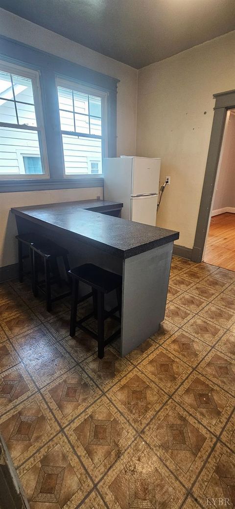 Tiny photo for 319 Oakridge Boulevard, Lynchburg, VA 24502 (MLS # 361951)