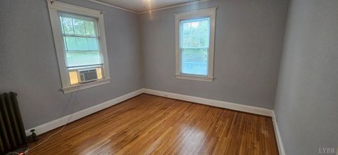 Tiny photo for 319 Oakridge Boulevard, Lynchburg, VA 24502 (MLS # 361951)