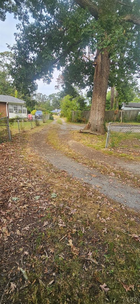 Tiny photo for 319 Oakridge Boulevard, Lynchburg, VA 24502 (MLS # 361951)