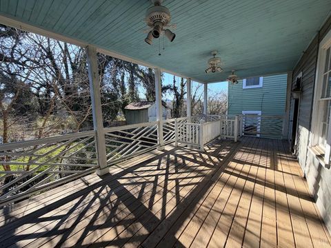 Tiny photo for 1011 Jackson Street, Lynchburg, VA 24504 (MLS # 366516)