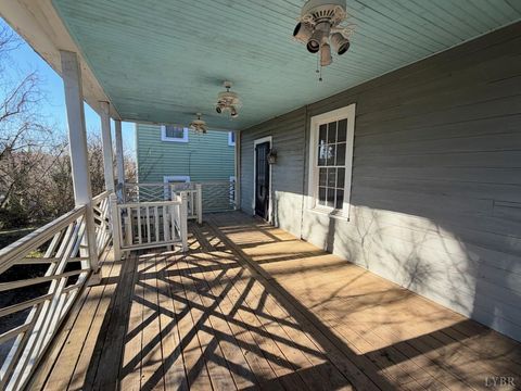 Tiny photo for 1011 Jackson Street, Lynchburg, VA 24504 (MLS # 366516)