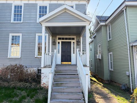Tiny photo for 1011 Jackson Street, Lynchburg, VA 24504 (MLS # 366516)