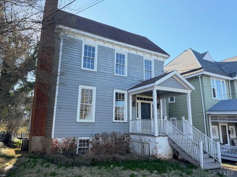 Tiny photo for 1011 Jackson Street, Lynchburg, VA 24504 (MLS # 366516)