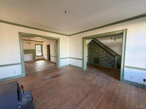 Tiny photo for 1011 Jackson Street, Lynchburg, VA 24504 (MLS # 366516)