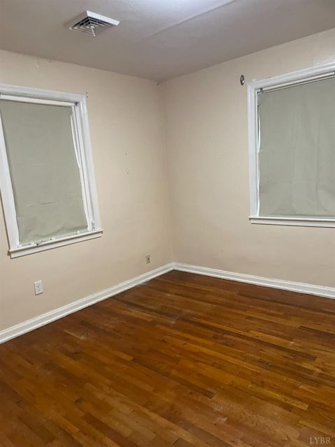 Tiny photo for 507 Blue Ridge Street, Lynchburg, VA 24501 (MLS # 365342)