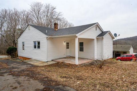 Tiny photo for 2640 Mayflower Drive, Lynchburg, VA 24501 (MLS # 364806)