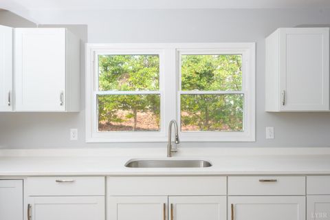 Tiny photo for 2640 Mayflower Drive, Lynchburg, VA 24501 (MLS # 364806)