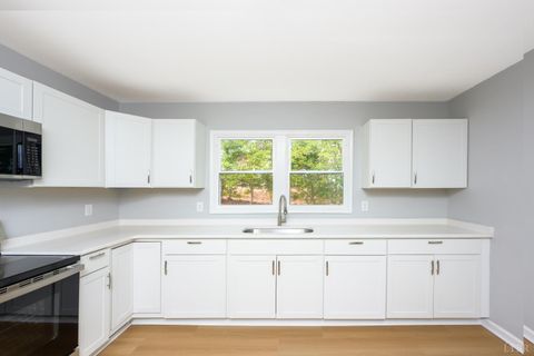 Tiny photo for 2640 Mayflower Drive, Lynchburg, VA 24501 (MLS # 364806)