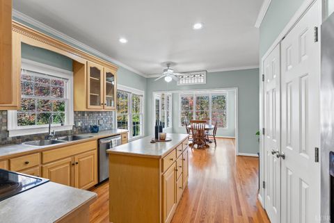 Tiny photo for 214 Riverwood Drive, Madison Heights, VA 24572 (MLS # 362756)