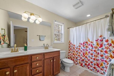 Tiny photo for 3008 Hill St St #212, Lynchburg, VA 24501 (MLS # 365388)