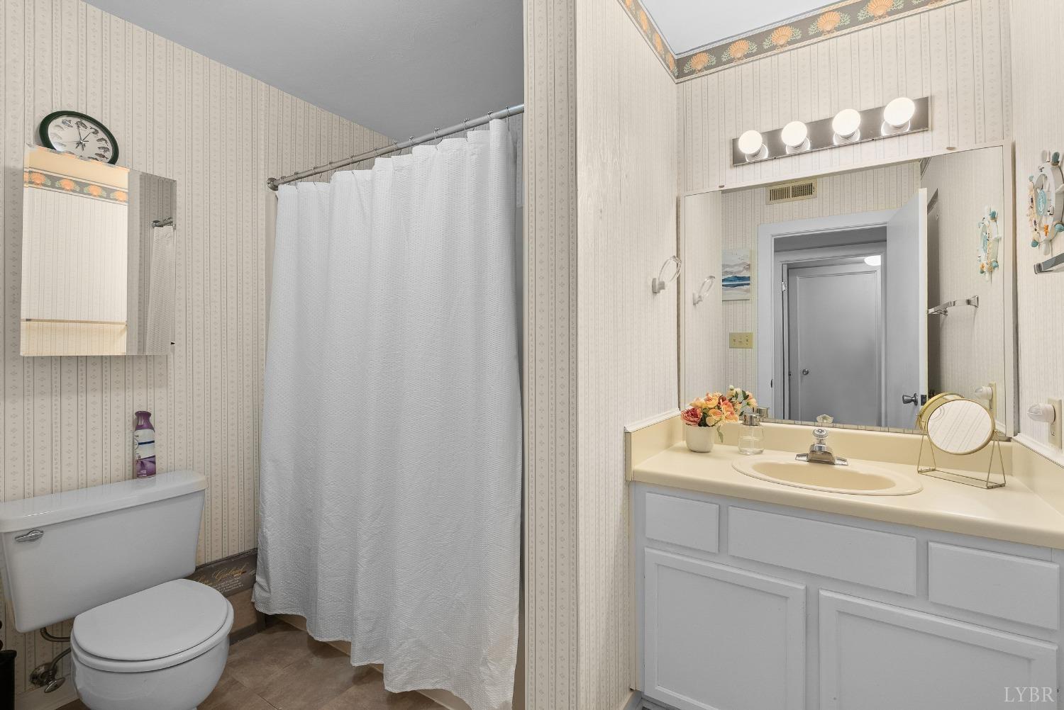 75 Dockside Circle #308, Moneta, Virginia image 28