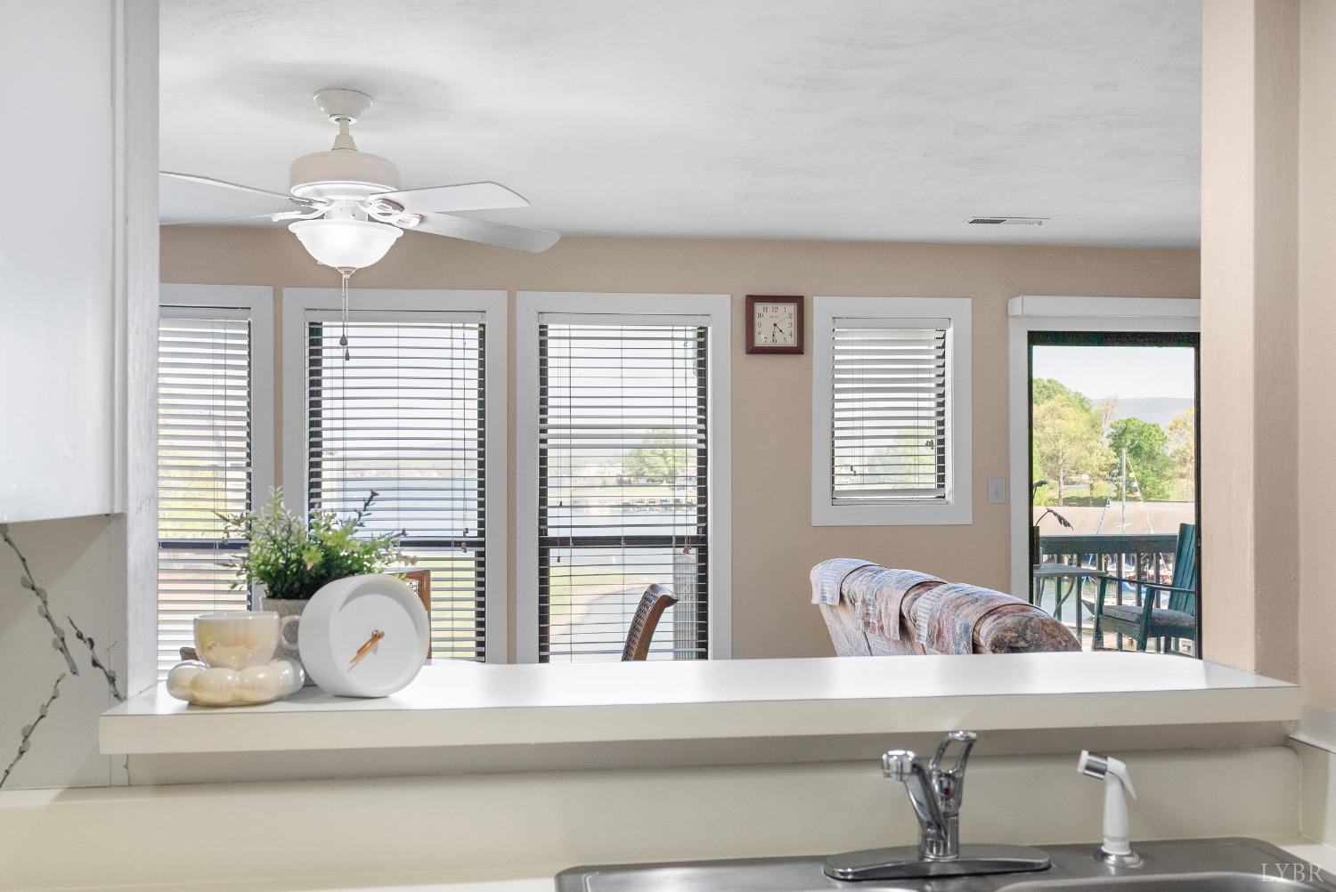 75 Dockside Circle #308, Moneta, Virginia image 15