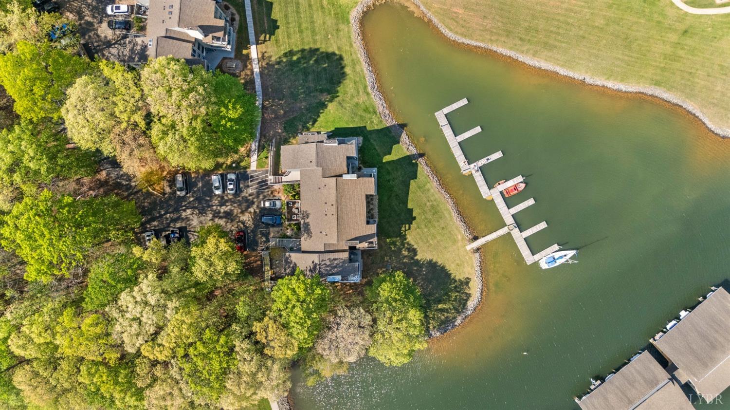75 Dockside Circle #308, Moneta, Virginia image 4