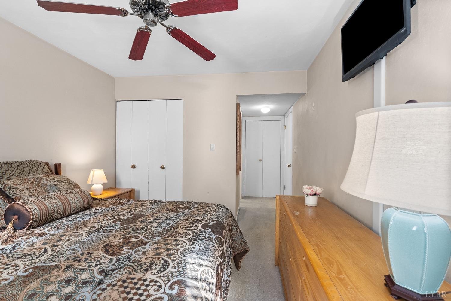 75 Dockside Circle #308, Moneta, Virginia image 24