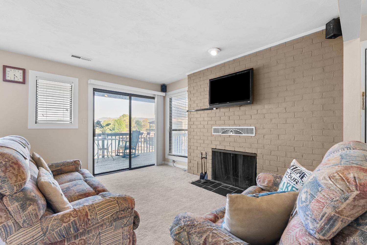 75 Dockside Circle #308, Moneta, Virginia image 11