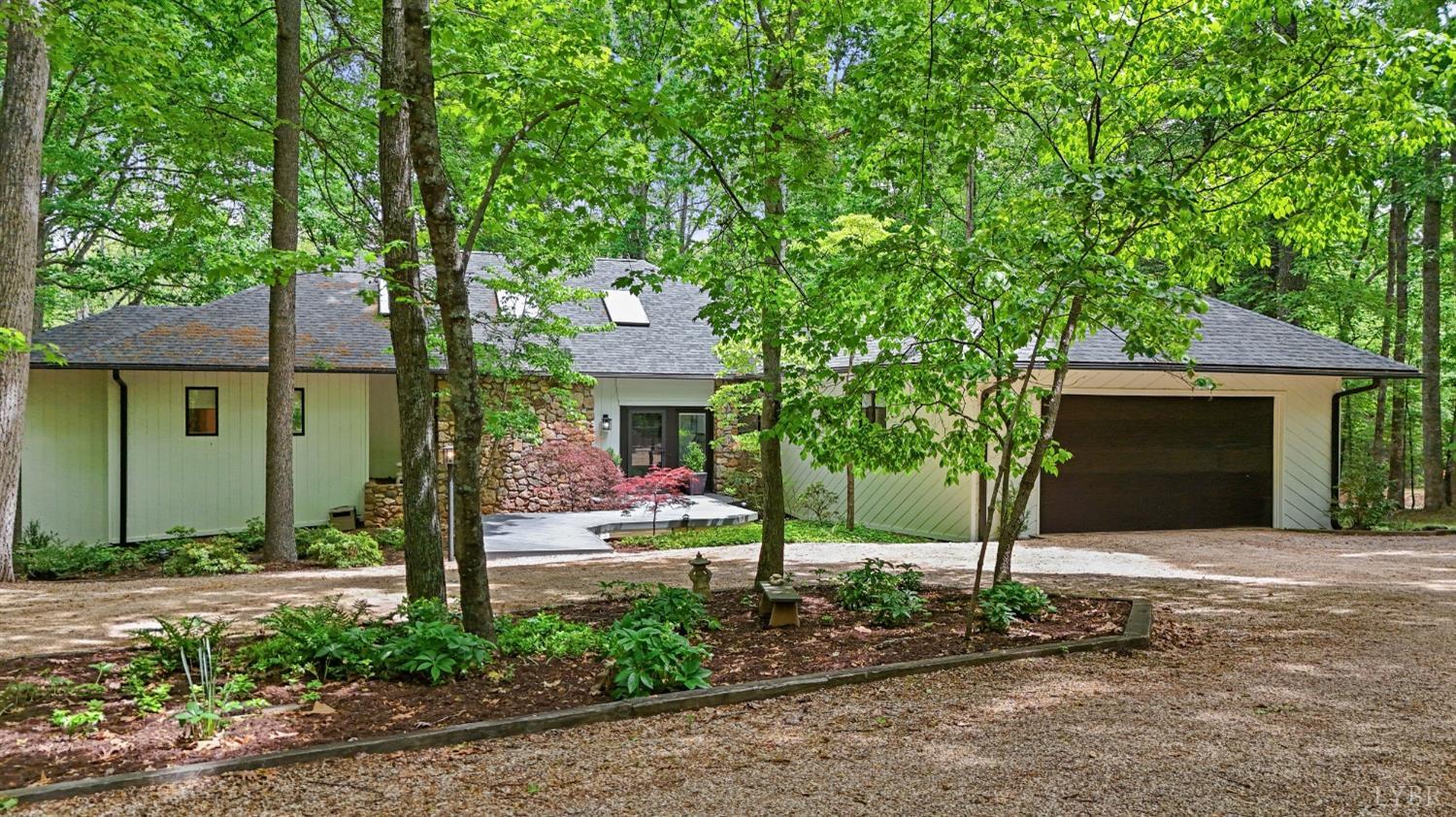 101 Oakmont Court, Lynchburg, Virginia image 1