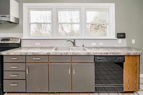 Tiny photo for 4925 Old Boonsboro Road, Lynchburg, VA 24503 (MLS # 364745)