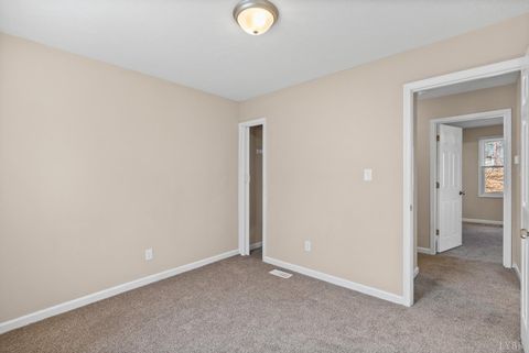 Tiny photo for 128 Walnut Street, Amherst, VA 24521 (MLS # 364031)
