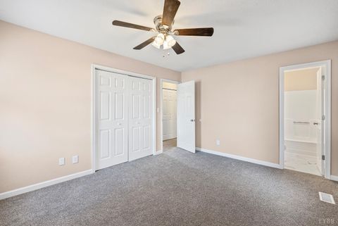 Tiny photo for 128 Walnut Street, Amherst, VA 24521 (MLS # 364031)