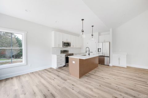 Tiny photo for 1708 Moormans Road, Lynchburg, VA 24501 (MLS # 362929)