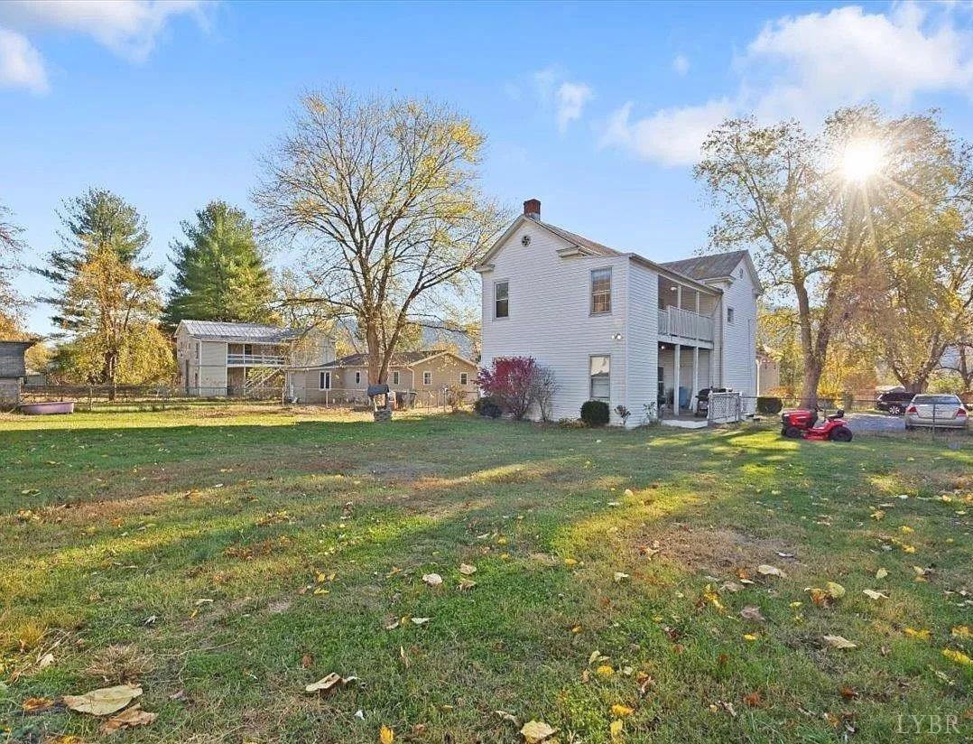 632 Pocahontas Street, Glasgow, Virginia image 2