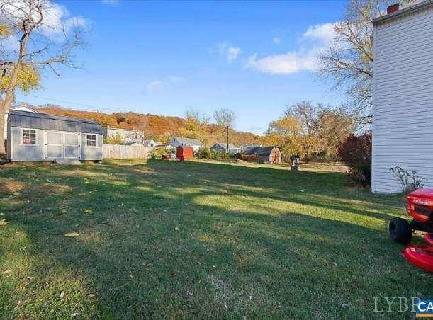 632 Pocahontas Street, Glasgow, Virginia image 3
