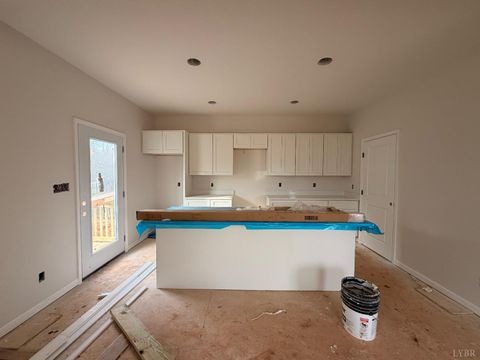 Tiny photo for 3 Crockett Road, Forest, VA 24551 (MLS # 364781)