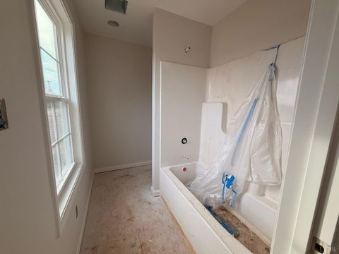 Tiny photo for 3 Crockett Road, Forest, VA 24551 (MLS # 364781)