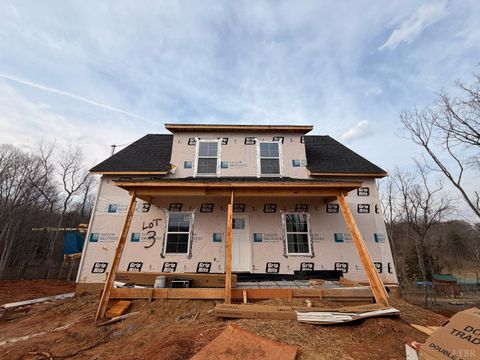 Tiny photo for 3 Crockett Road, Forest, VA 24551 (MLS # 364781)