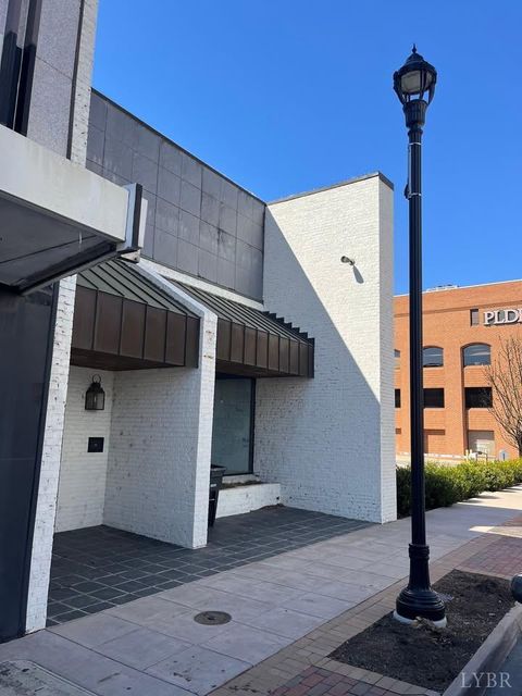 Tiny photo for 1009 Main Street, Lynchburg, VA 24504 (MLS # 362155)