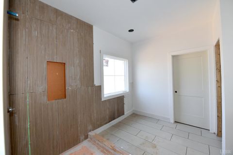 Tiny photo for 40 Sassafras Ct., Moneta, VA 24121 (MLS # 363883)