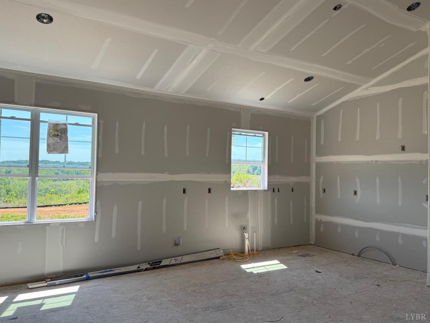 8666 Hat Creek Road, Brookneal, Virginia image 16