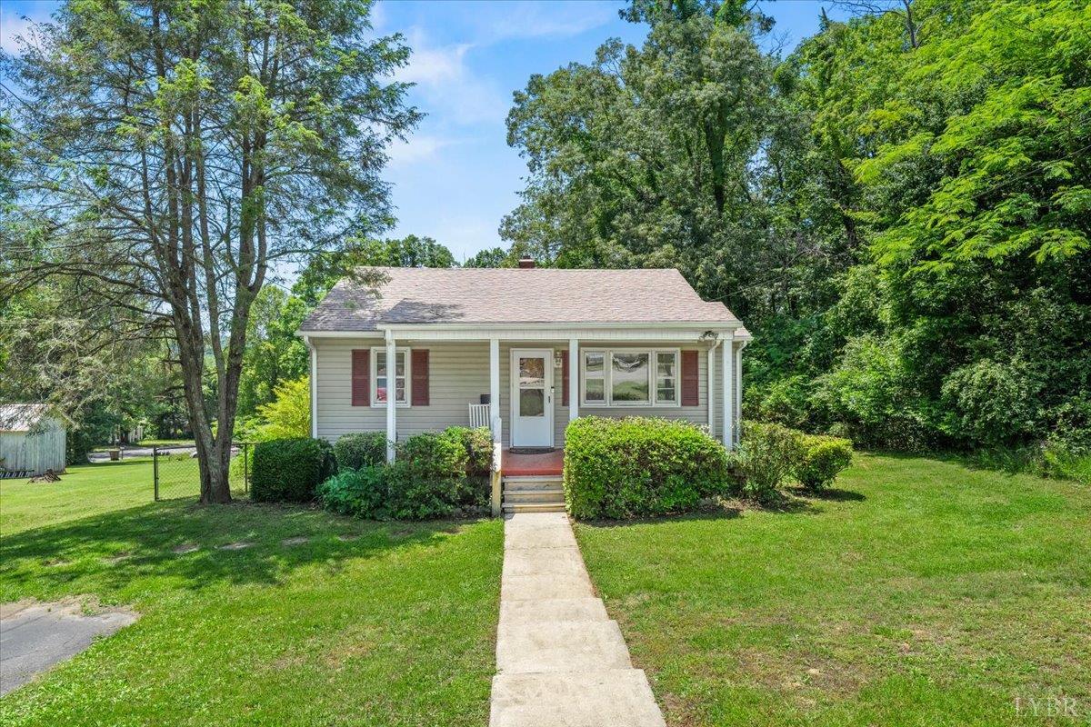 1104 Amherst Avenue, Altavista, Virginia image 1