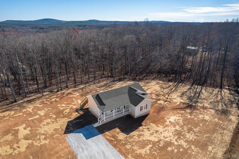 Tiny photo for 1720 Oak Ridge Road, Appomattox, VA 24522 (MLS # 363333)