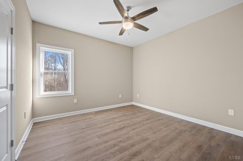 Tiny photo for 1720 Oak Ridge Road, Appomattox, VA 24522 (MLS # 363333)