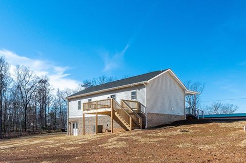 Tiny photo for 1720 Oak Ridge Road, Appomattox, VA 24522 (MLS # 363333)