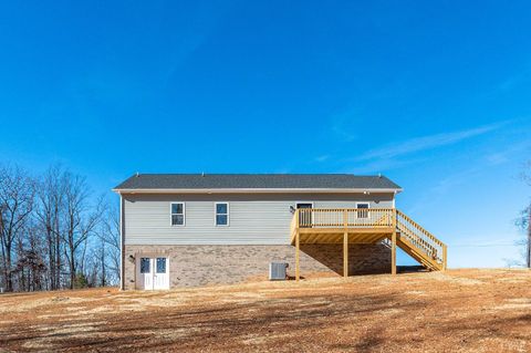 Tiny photo for 1720 Oak Ridge Road, Appomattox, VA 24522 (MLS # 363333)