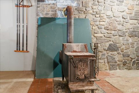 Tiny photo for 2835 Edwardsville Rd Rd, Hardy, VA 24101 (MLS # 364601)