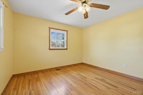 Tiny photo for 2835 Edwardsville Rd Rd, Hardy, VA 24101 (MLS # 364601)