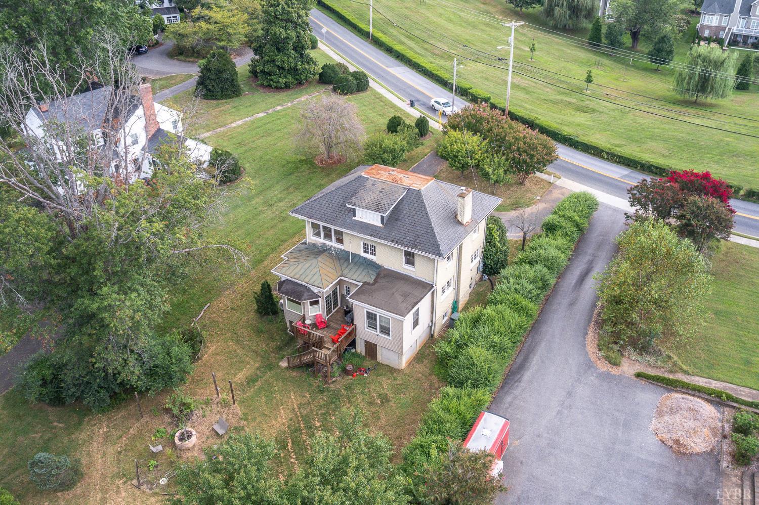 Lynchburg, Virginia 24503, United States, 4 Bedrooms Bedrooms, ,4 BathroomsBathrooms,Residential,Active,196812