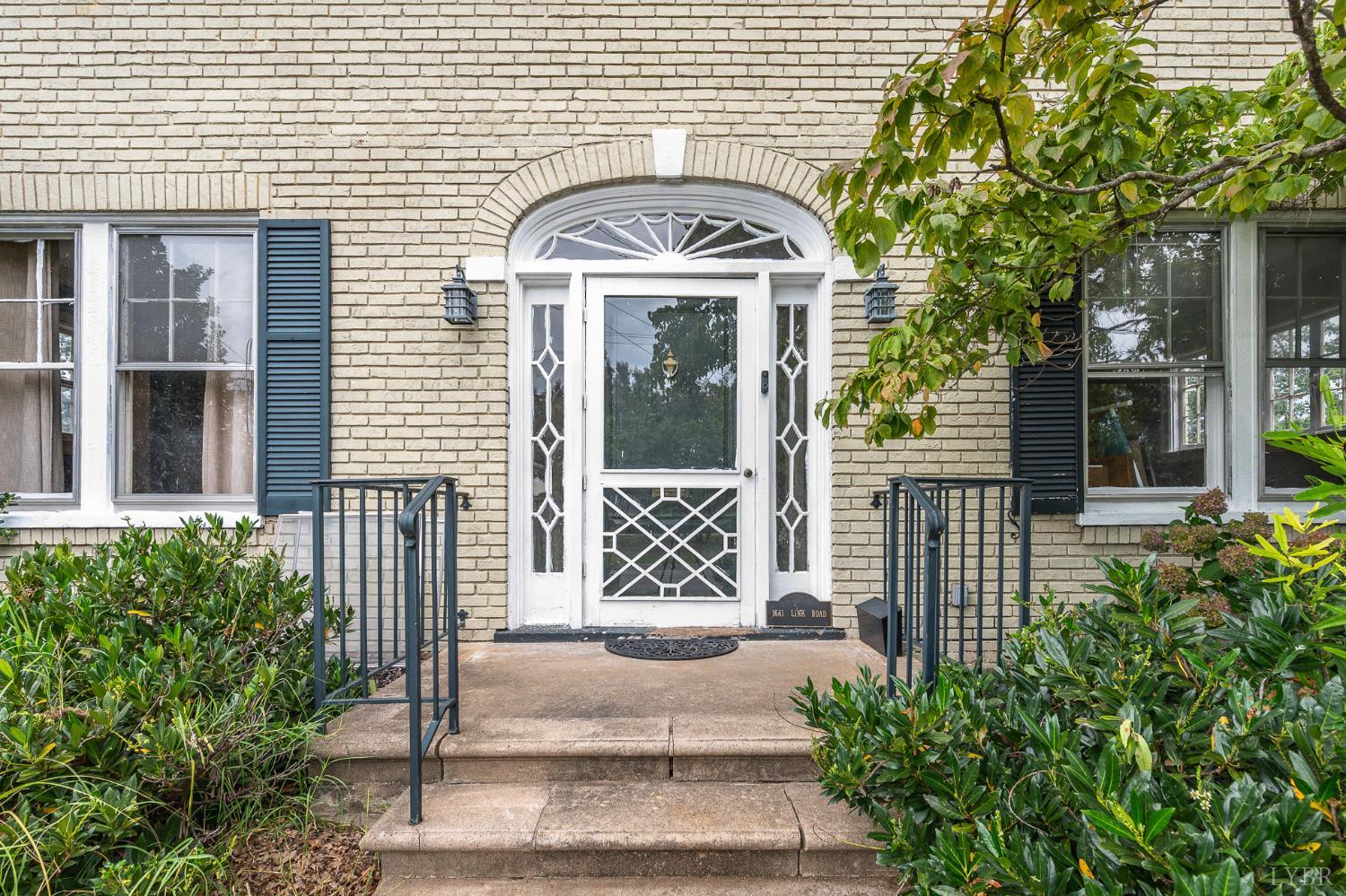 Lynchburg, Virginia 24503, United States, 4 Bedrooms Bedrooms, ,4 BathroomsBathrooms,Residential,Active,196812