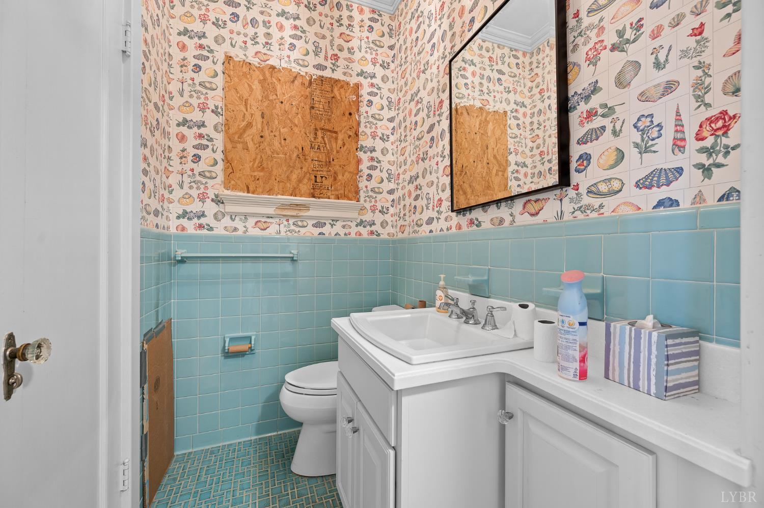 Lynchburg, Virginia 24503, United States, 4 Bedrooms Bedrooms, ,4 BathroomsBathrooms,Residential,Active,196812