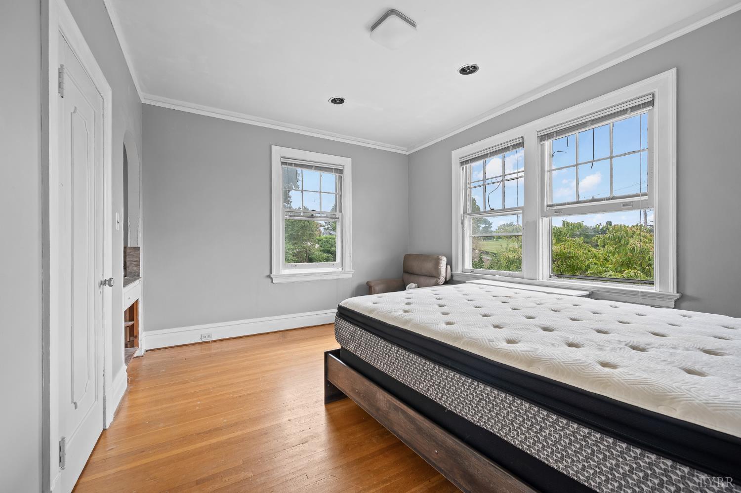 Lynchburg, Virginia 24503, United States, 4 Bedrooms Bedrooms, ,4 BathroomsBathrooms,Residential,Active,196812